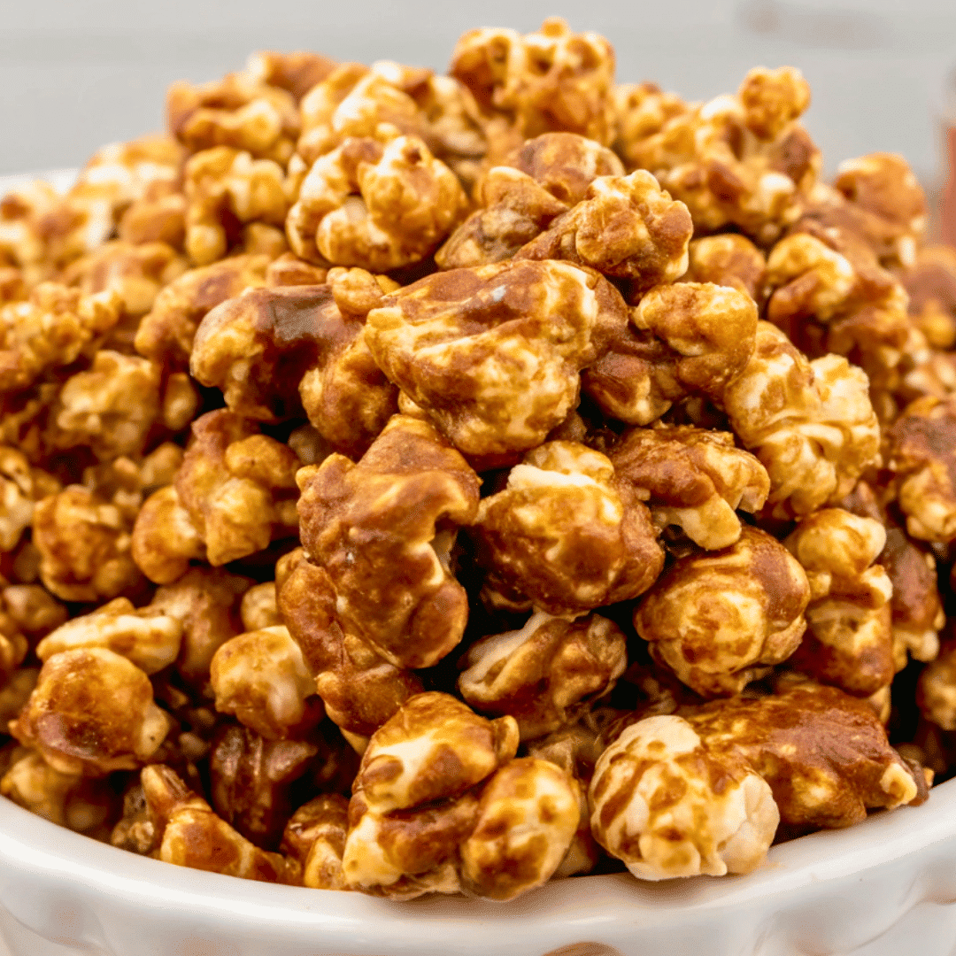 How to make caramel popcorn in a bowl